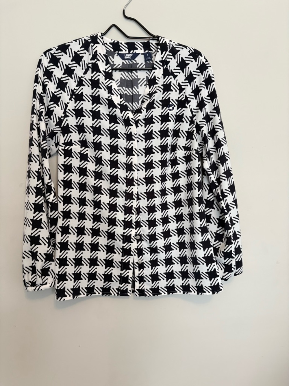 Lands' End chase apparel Black and White Houndstooth-Style Button-Front Shirt